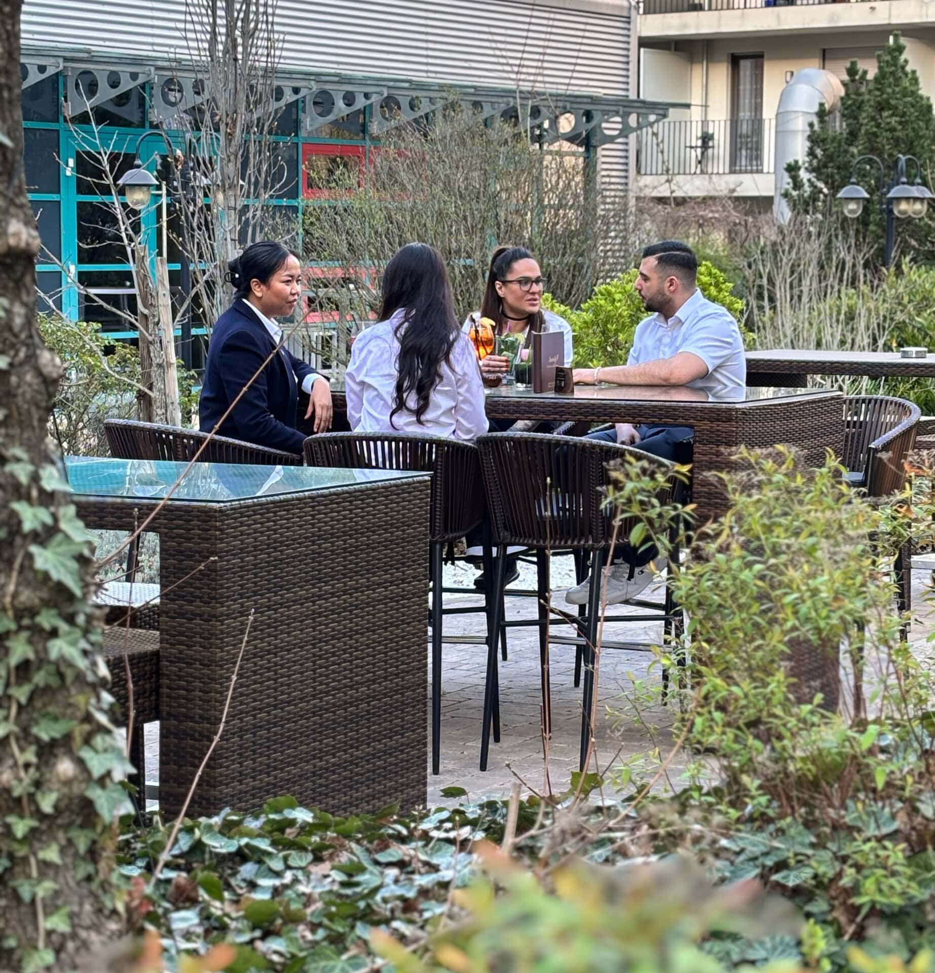 Twenty9 Gardenlounge – im grünen bei Frankfurt Messe